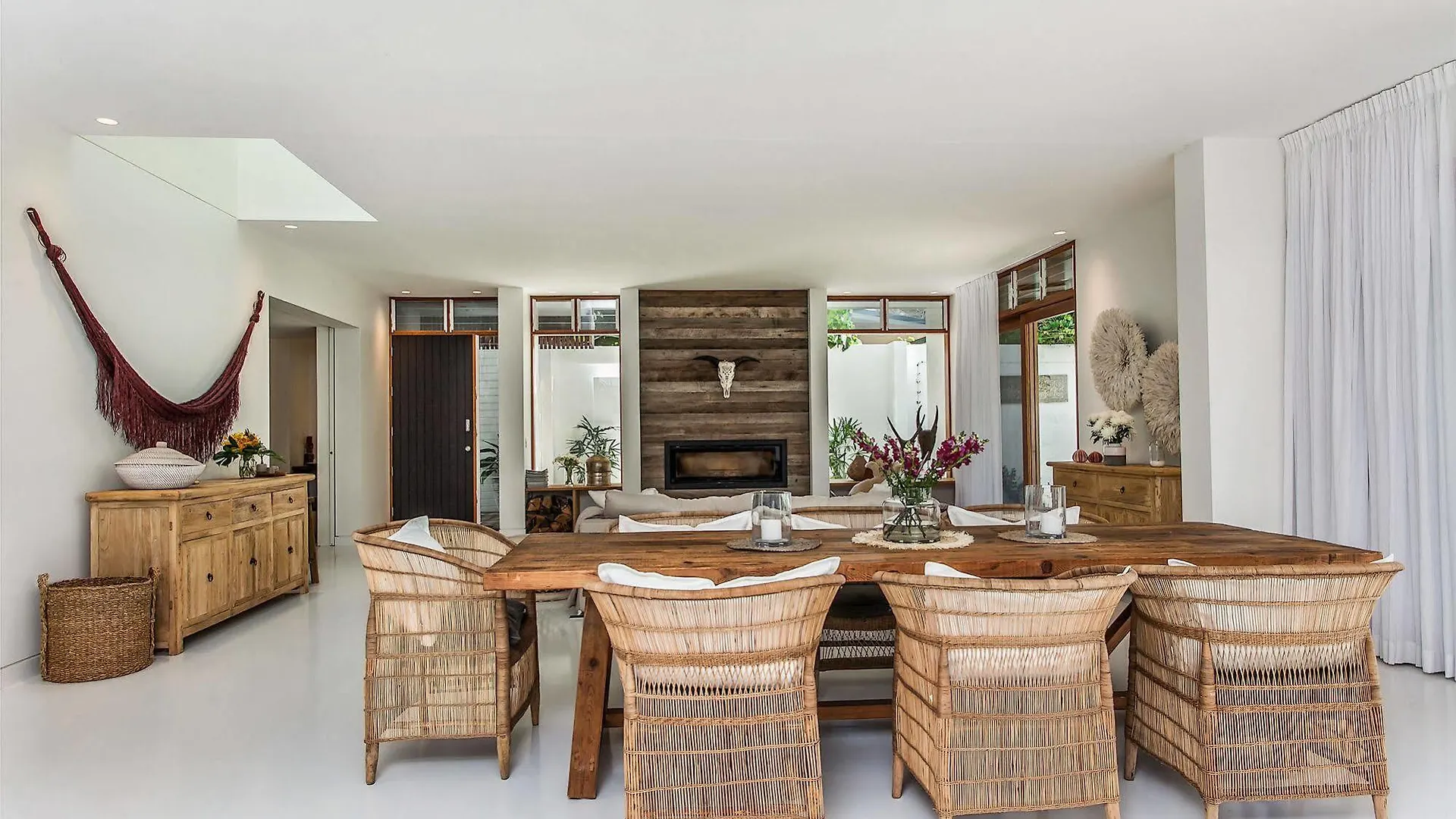 A Summer Resort Byron Bay