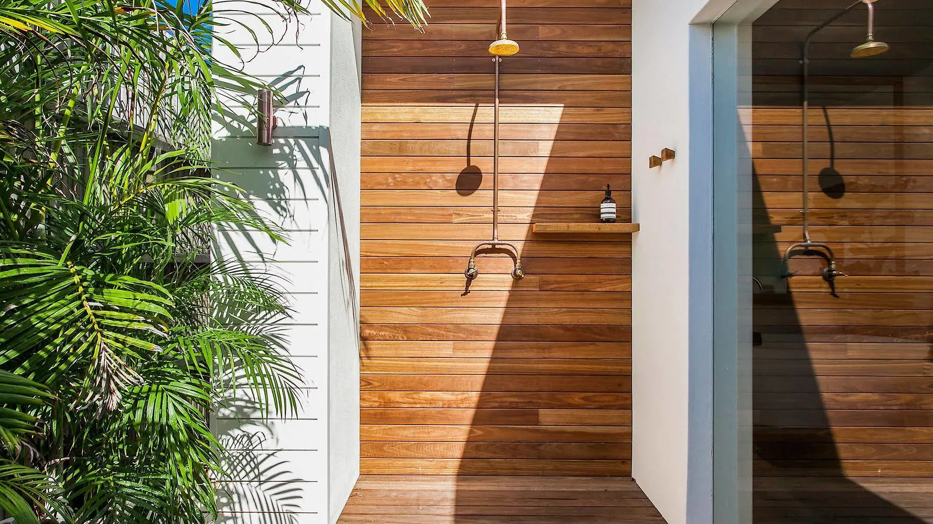 A Summer Resort Byron Bay
